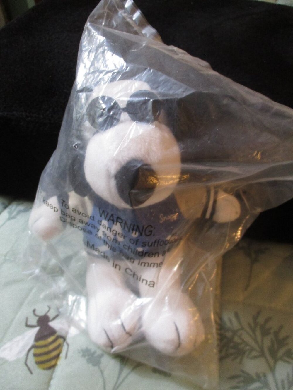 MetLife Plush Snoopy Dog Peanuts Jacket Sunglasses NEW